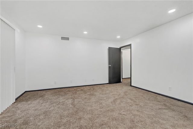 1390 Vegas Valley Drive 26, Las Vegas, NV 89169