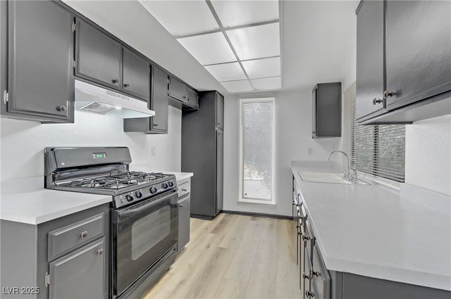 1390 Vegas Valley Drive 26, Las Vegas, NV 89169