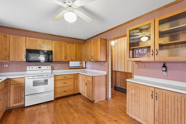 515 N 13th Street, Adel, IA 50003