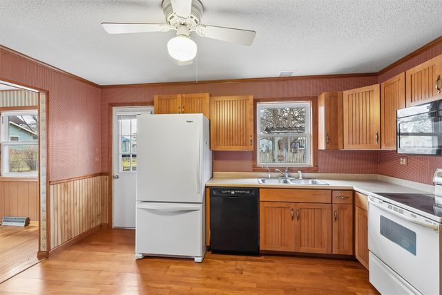 515 N 13th Street, Adel, IA 50003