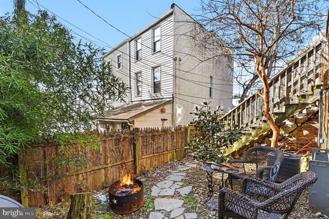 3712 FALLS RD, Baltimore, MD 21211