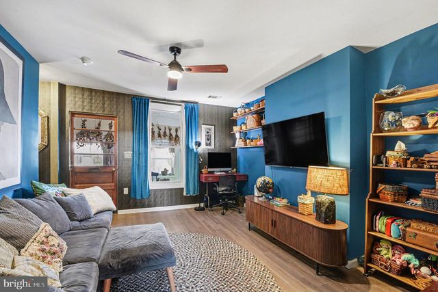 3712 FALLS RD, Baltimore, MD 21211