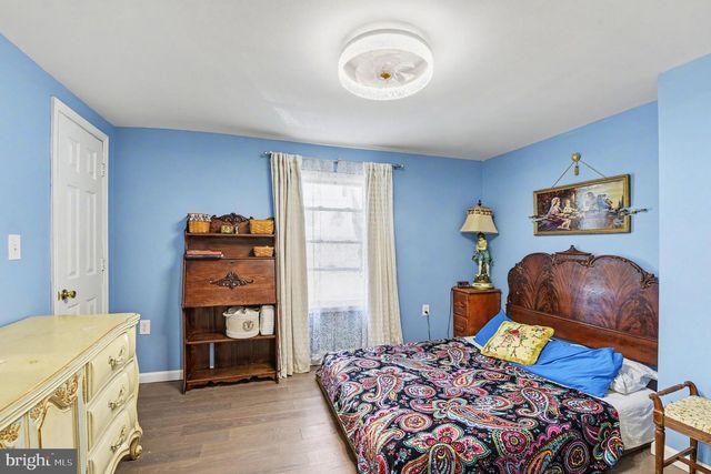 3712 FALLS RD, Baltimore, MD 21211