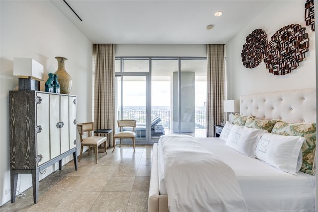 1717 Arts Plaza 1808, Dallas, TX 75201