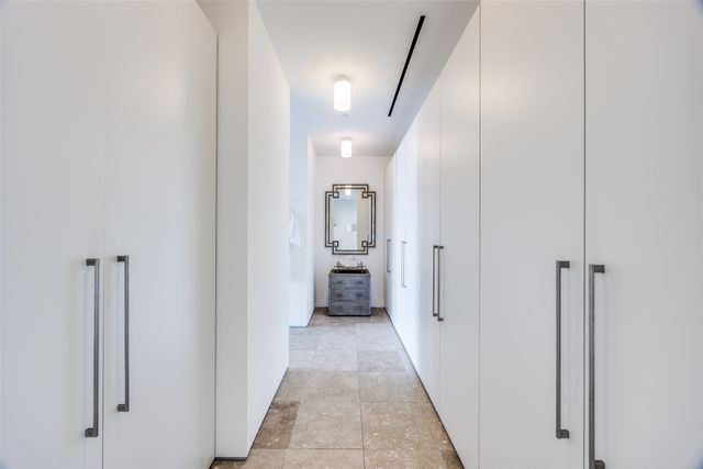 1717 Arts Plaza 1808, Dallas, TX 75201