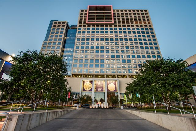 1717 Arts Plaza 1808, Dallas, TX 75201