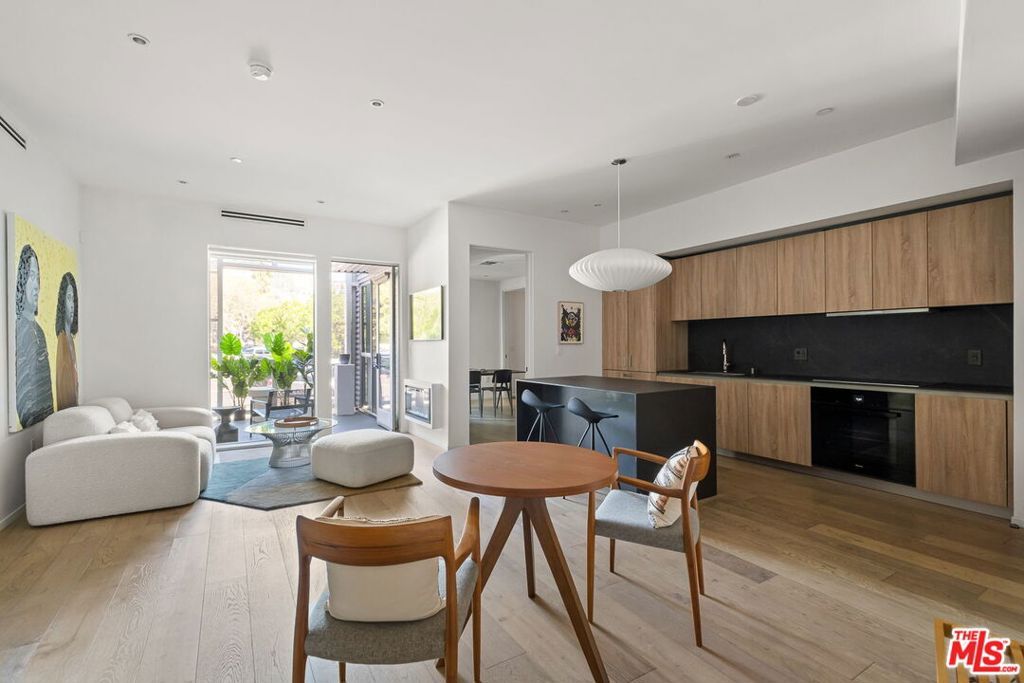 1030 N Kings Road 201, West Hollywood, CA 90069 — photo 3
