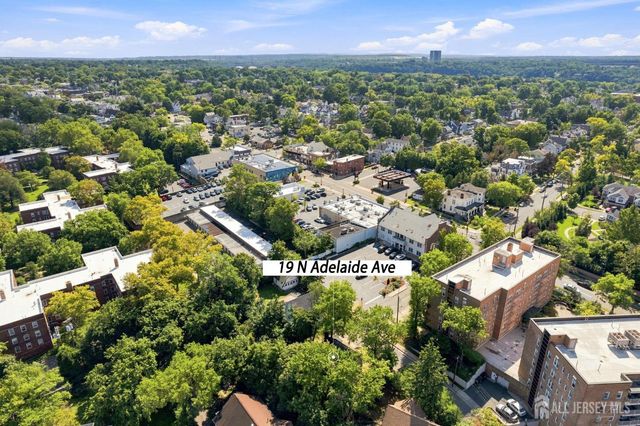 19 N Adelaide Avenue N, Highland Park, NJ 08904