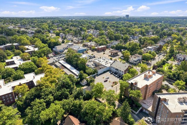 19 N Adelaide Avenue N, Highland Park, NJ 08904