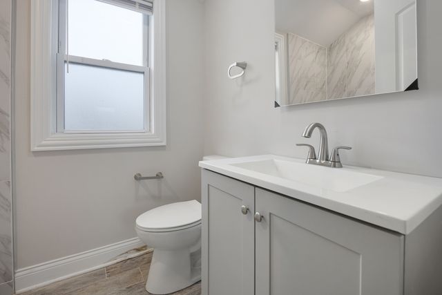 8435 S Cregier Avenue, Chicago, IL 60617