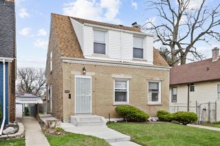 8435 S Cregier Avenue, Chicago, IL 60617