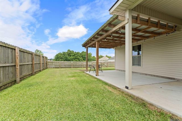 1705 S Gonzales Trace Ave, Gonzales, LA 70737