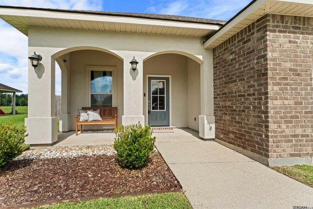1705 S Gonzales Trace Ave, Gonzales, LA 70737