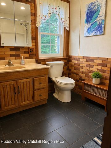 354 New York 217, Hudson, NY 12534