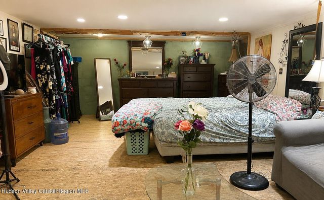 354 New York 217, Hudson, NY 12534
