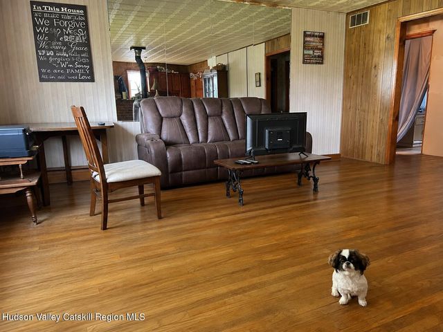 354 New York 217, Hudson, NY 12534