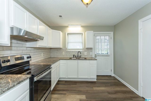 405 55TH STREET, Fairfield, AL 35064