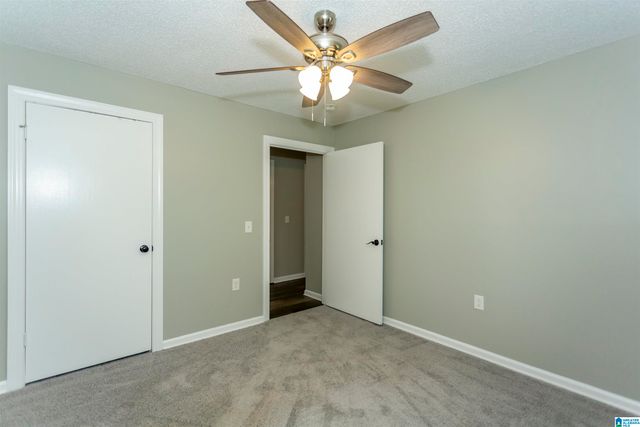 405 55TH STREET, Fairfield, AL 35064