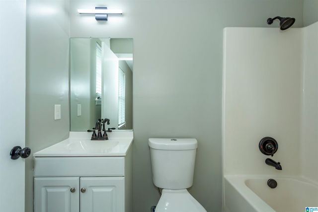 405 55TH STREET, Fairfield, AL 35064