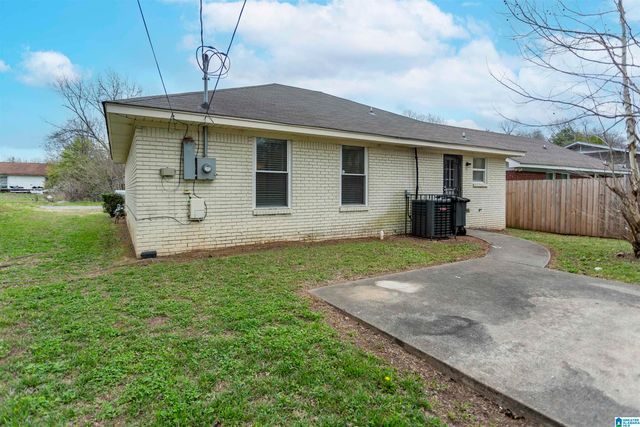 405 55TH STREET, Fairfield, AL 35064