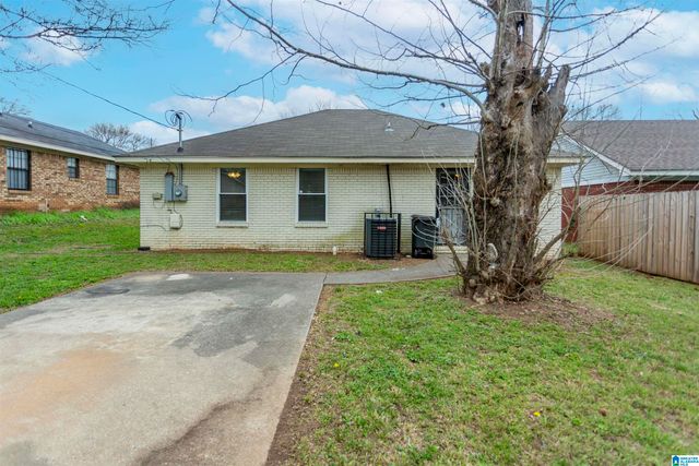 405 55TH STREET, Fairfield, AL 35064