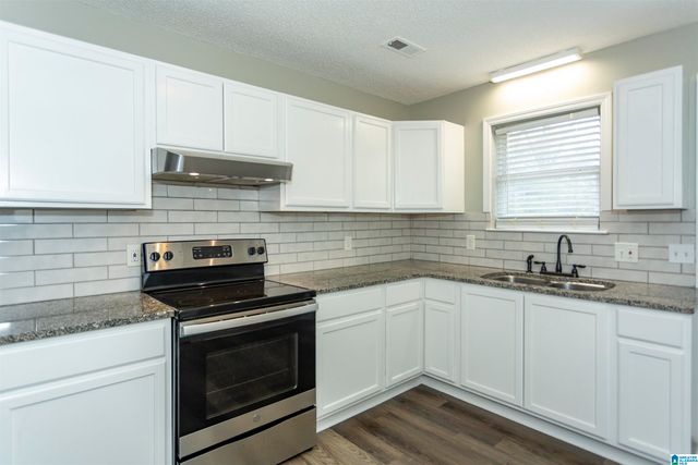 405 55TH STREET, Fairfield, AL 35064