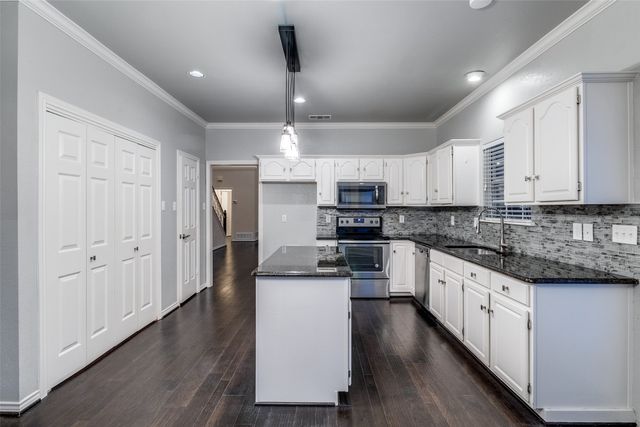 4369 Timberglen Road, Dallas, TX 75287