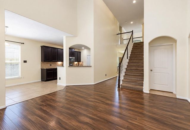 4305 Windswept Dr, Monterrey, TX 77356