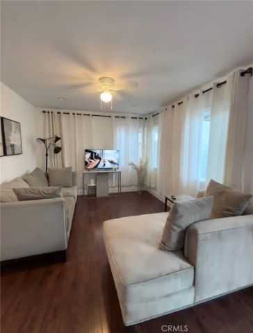 1891 Saint Louis, Signal Hill, CA 90755