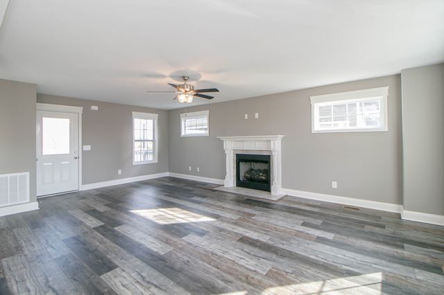 124 Sambar Drive, Clarksville, TN 37040