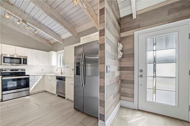 2425 Southridge Road, Delray Beach, FL 33444