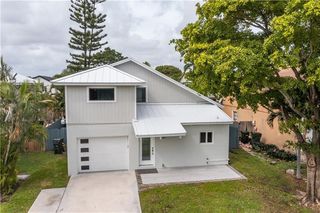 2425 Southridge Road, Delray Beach, FL 33444