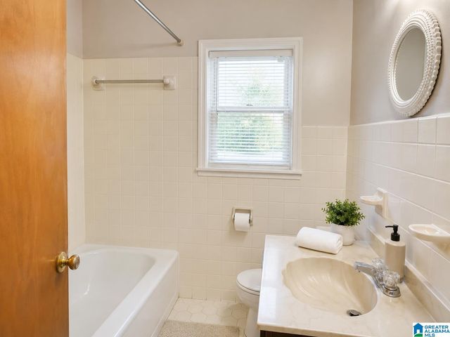 1032 FORREST STREET, Tarrant, AL 35217