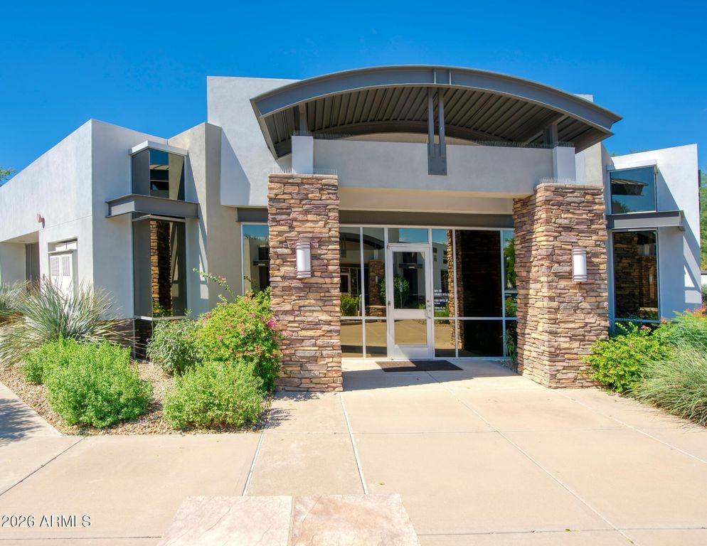 10920 N TATUM Boulevard 100, Phoenix, AZ 85028 — exterior
