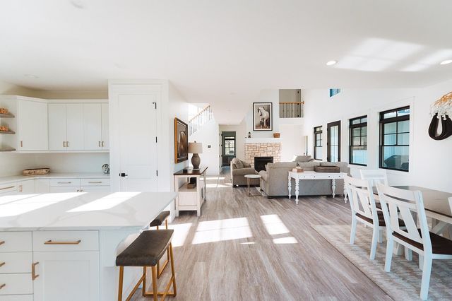 6551 Huntsman Drive, Acme Twp, MI 49690