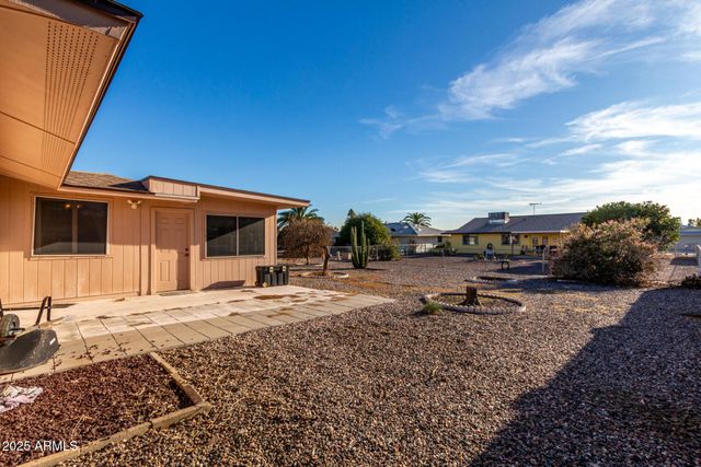 9739 W Alabama Avenue W, Sun City, AZ 85351