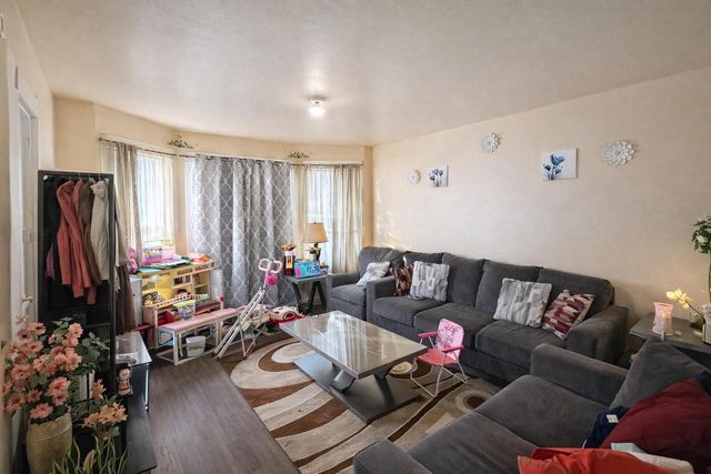 1926 S 20th STREET, Milwaukee, WI 53204