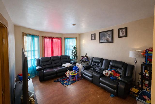 1926 S 20th STREET, Milwaukee, WI 53204