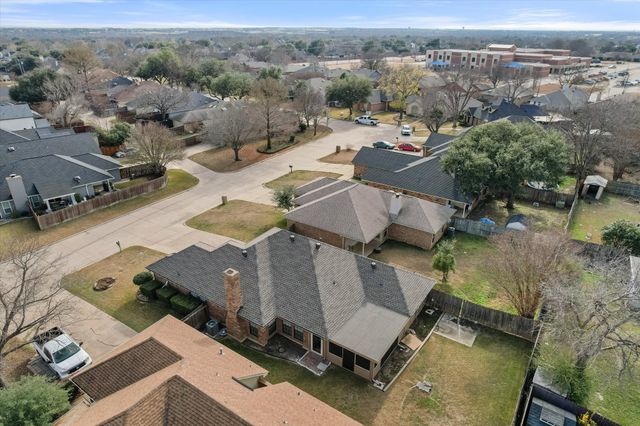 1511 Brook Forest Drive, Mansfield, TX 76063