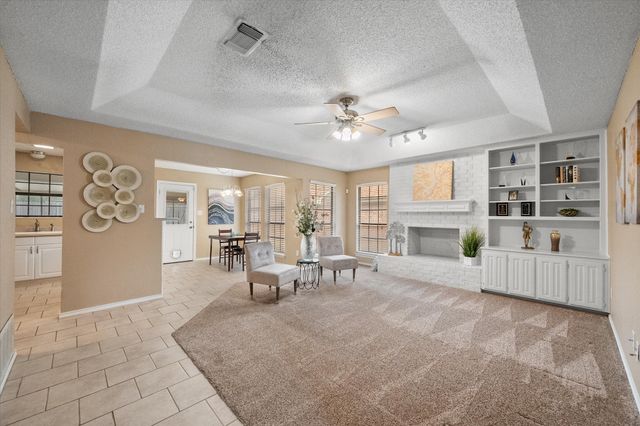 1511 Brook Forest Drive, Mansfield, TX 76063