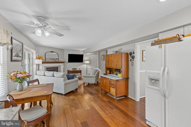 281 KINGS COLLEGE CT, Arnold, MD 21012
