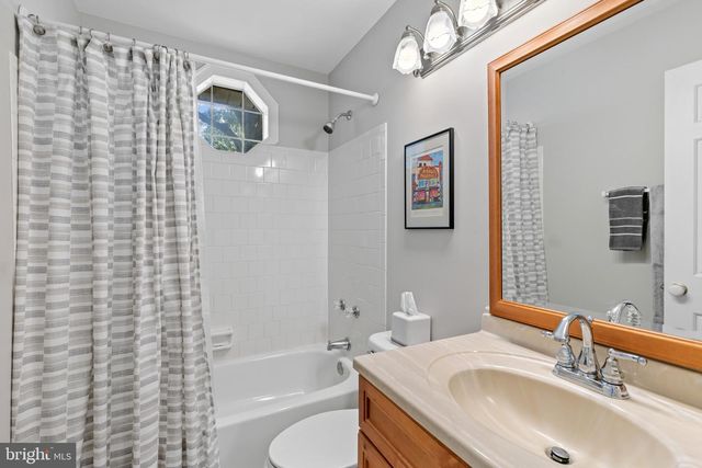 281 KINGS COLLEGE CT, Arnold, MD 21012