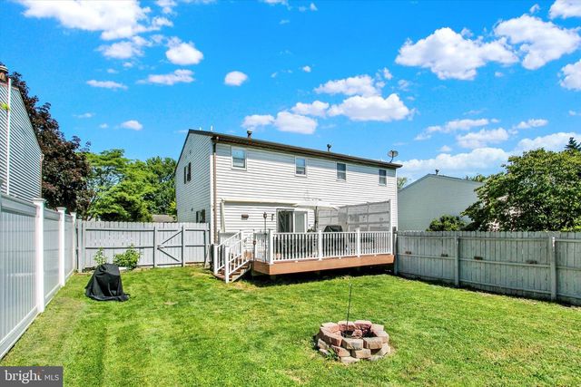 103 EDWARD ST, Hanover, PA 17331