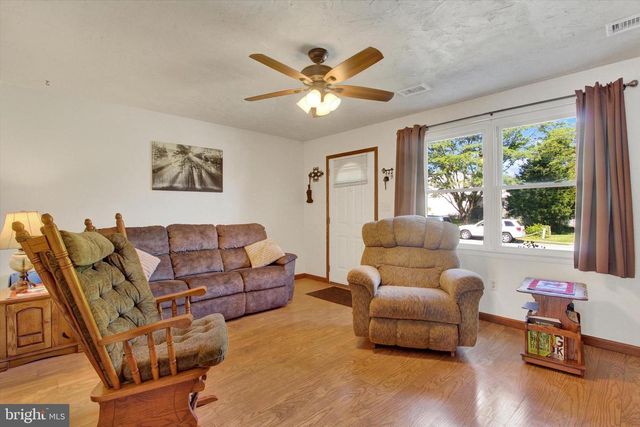 103 EDWARD ST, Hanover, PA 17331