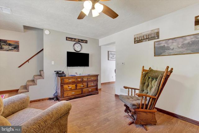 103 EDWARD ST, Hanover, PA 17331