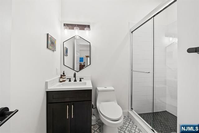 966 Summit Avenue 1, Jersey City, NJ 07307