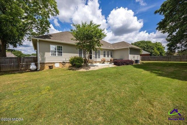 411 Dixieland Drive, Byron, GA 31008