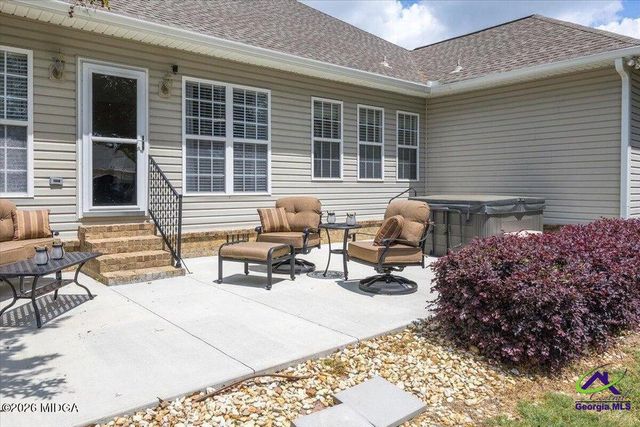 411 Dixieland Drive, Byron, GA 31008