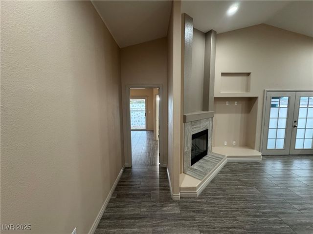 2503 Hollow Oak Avenue, North Las Vegas, NV 89031