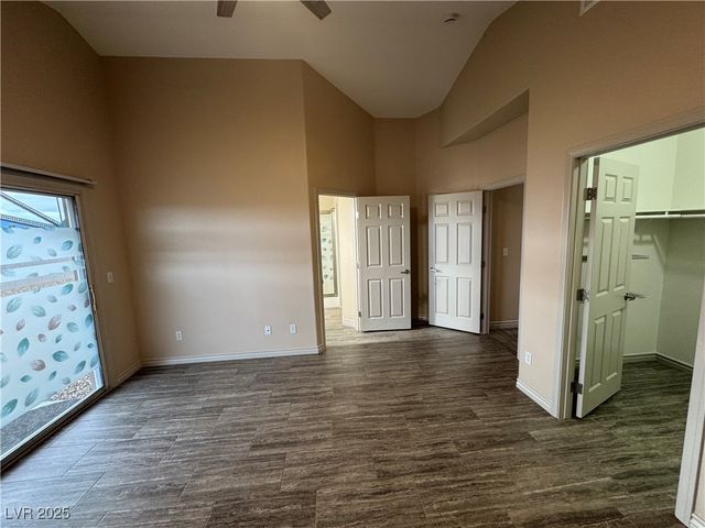 2503 Hollow Oak Avenue, North Las Vegas, NV 89031